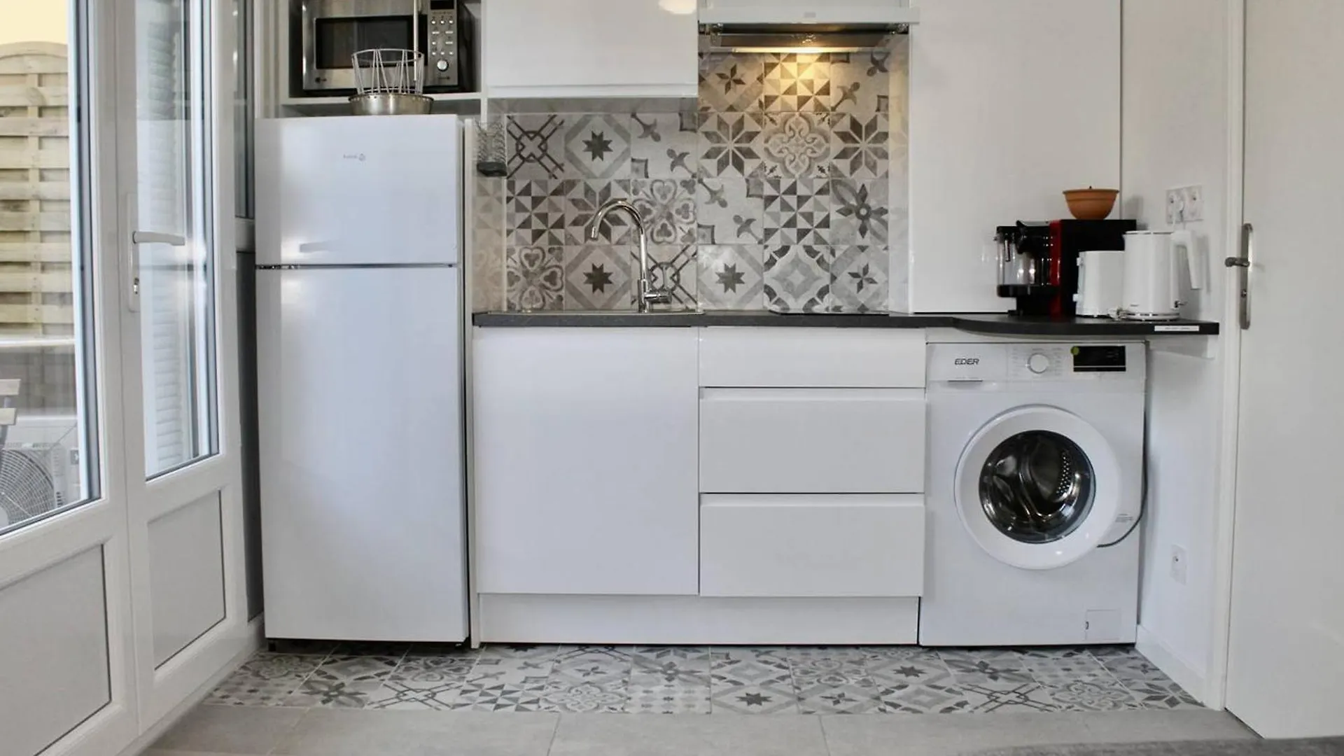 Charmant 2P Climatise, Terrasse Et Parking, 4 Couchages - Villeneuve-Loubet - Fr-1-252A-115 0*,  France